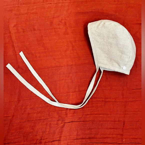 Handmade 100% Linen Baby Bonnet - Picture 3 of 4